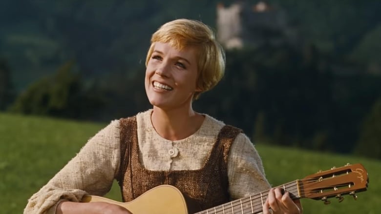 The Sound of Music is 'a Lesbian Musical Fantasyland' — a thread on intricate rituals in the Sound of Music 