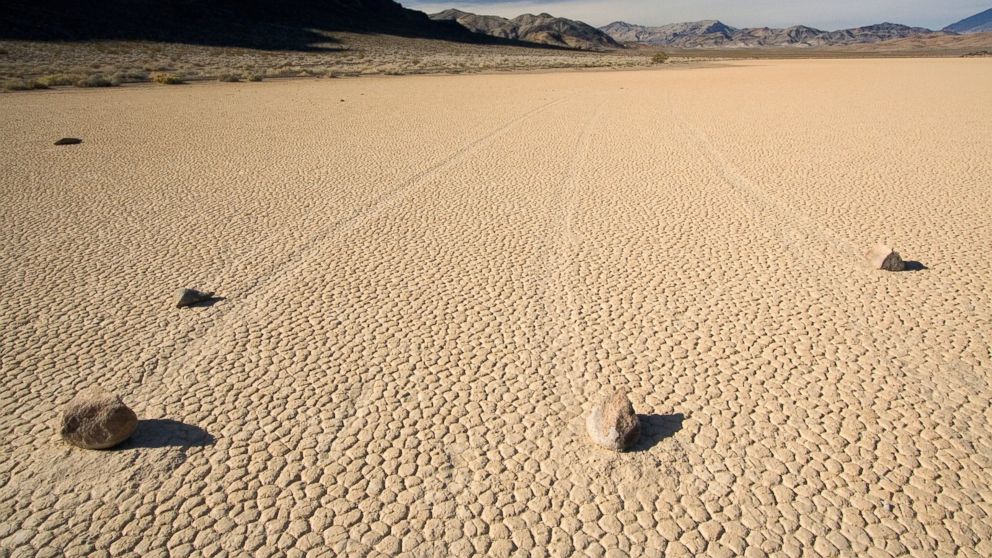 I’m old enough to remember when the motion of the Sailing Stones was still a mystery. 1/ [: Paul Whitfield/Getty Images]
