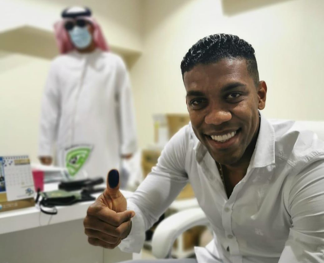 oberrio28's tweet image. Gracias DIOS por esta nueva BENDICIÓN que le das a mi carrera. Hoy empiezo un nuevo ciclo en mi vida, me siento tan feliz y motivado para enfrentarme de la mejor manera. Gracias @KhorFakkanfc por confiar en mí, prometo que daré todo de mi como siempre en mi carrera!