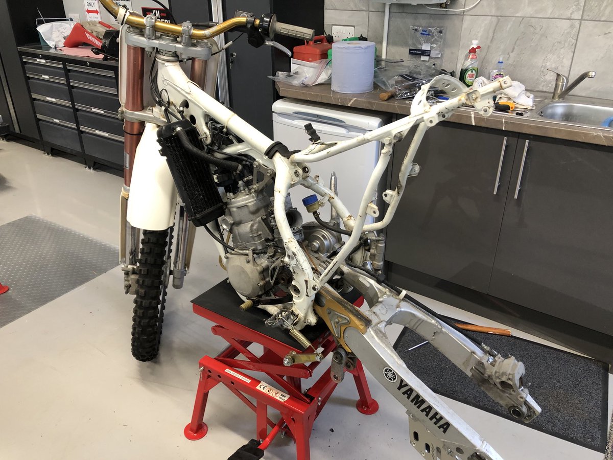 howardjackson11's tweet photo. Project well under way!🏍👍 https://t.co/szSEuJkgyM