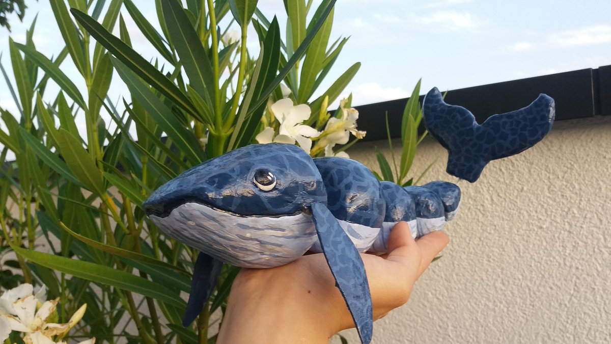 kathzeee's tweet photo. 🐋🌿Here it is! :) I finished the whale from the @coldplay daddy music video. It was much work but also so much fun! It was originally made by @BrunskillGrimes ! So it's also fanart for them! :) hope u like it! ♡ Thank you Coldplay for everything u do! ♡ 🌿🐋 https://t.co/CBdXRIgbEs