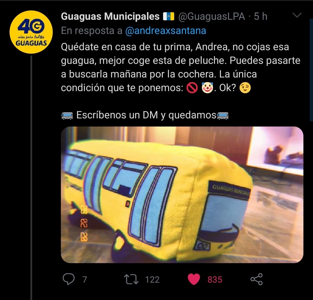 Albuuss__'s tweet photo. Tengo envidia, @FernanbusVLC prefiero un peluche de vuestros buses a que lleguéis a tiempo https://t.co/s50INY13l3