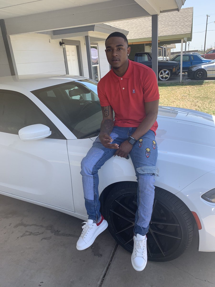 cobye3's tweet photo. Can’t ever say I’m moving slow we in a different race 🏎💨
#4E 
#Bdaydrip https://t.co/ftkqDPRyHL