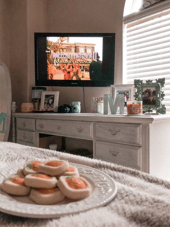 coffee_n_mtns's tweet photo. Raise your hand if you're ready for fall 🍂🎃🕷 https://t.co/taDAGBaqmB