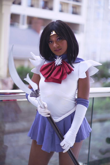 Hey there, I&rsquo;m Sailor Mae! I&rsquo;ve been cosplaying since 2014 but only recently decided to start using twitter<a href="/tag/cosplayersunder1k"class="tags"><span>#cosplayersunder1k</span></a>