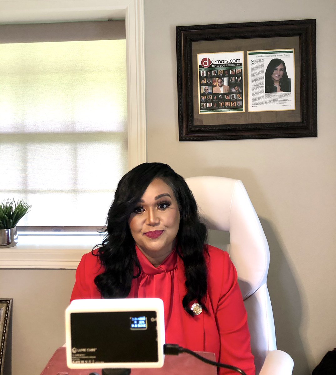 HonShawnThierry's tweet photo. Spoke w/ @KXAN_News & @fox7austin to discuss why 7 colleagues & I from House & Senate Admin, are caling for the removal of the traumatic Confederate images from the Capitol. Black Americans also deserve to feel welcomed and respected. #removeconfederatestatues #txlege https://t.co/wDCmKZN3vs