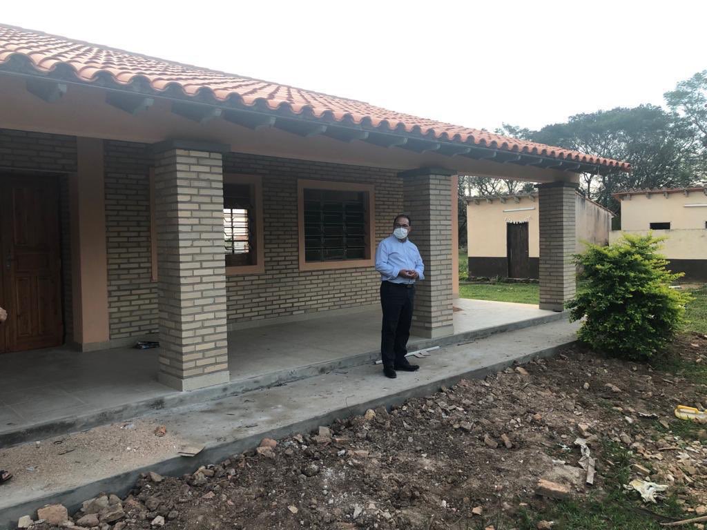GobCordilleraPy's tweet photo. Como parte de su cotidiana visita a los municipios, el gobernador de Cordillera, Hugo Fleitas, estuvo hoy en la ciudad de Caraguatay, donde verificó obras en ejecución, tales como reparación de caminos. https://t.co/oS2sjO3qXh