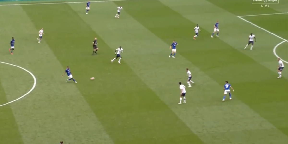 Example: Barnes and Perez tried to occupy to space between the lines in the CB-FB channels with narrow positioning. Sissoko is too slow to see Barnes and cant make the interception. Winks is too focused on Perez and doesn't communicate with Son and they end up very close together
