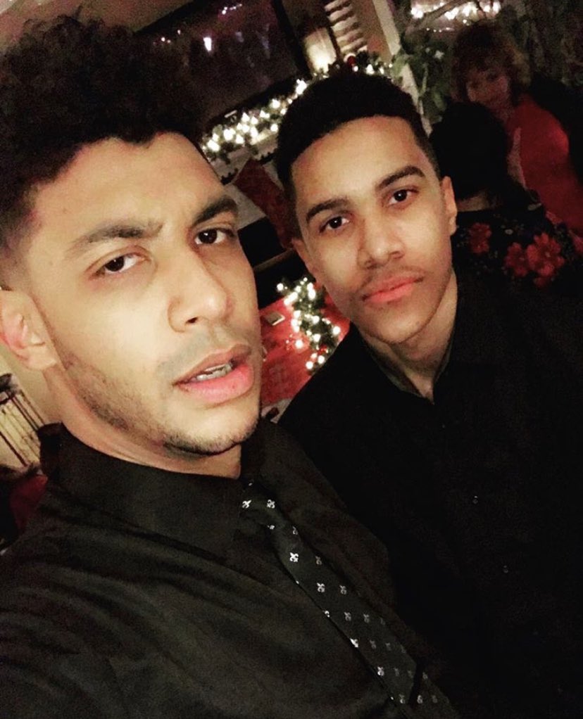 finalequinox_'s tweet photo. Happy Earthstrong to my lil’ brother! He graduated HS this year too 🎉🔥🎊
#clone #synonym #lifemodeldecoy https://t.co/jpzE5JiBPl