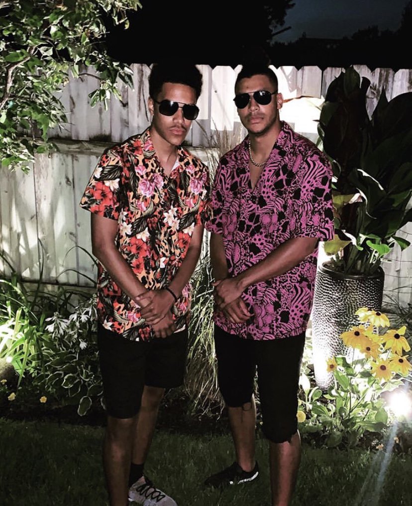 finalequinox_'s tweet photo. Happy Earthstrong to my lil’ brother! He graduated HS this year too 🎉🔥🎊
#clone #synonym #lifemodeldecoy https://t.co/jpzE5JiBPl