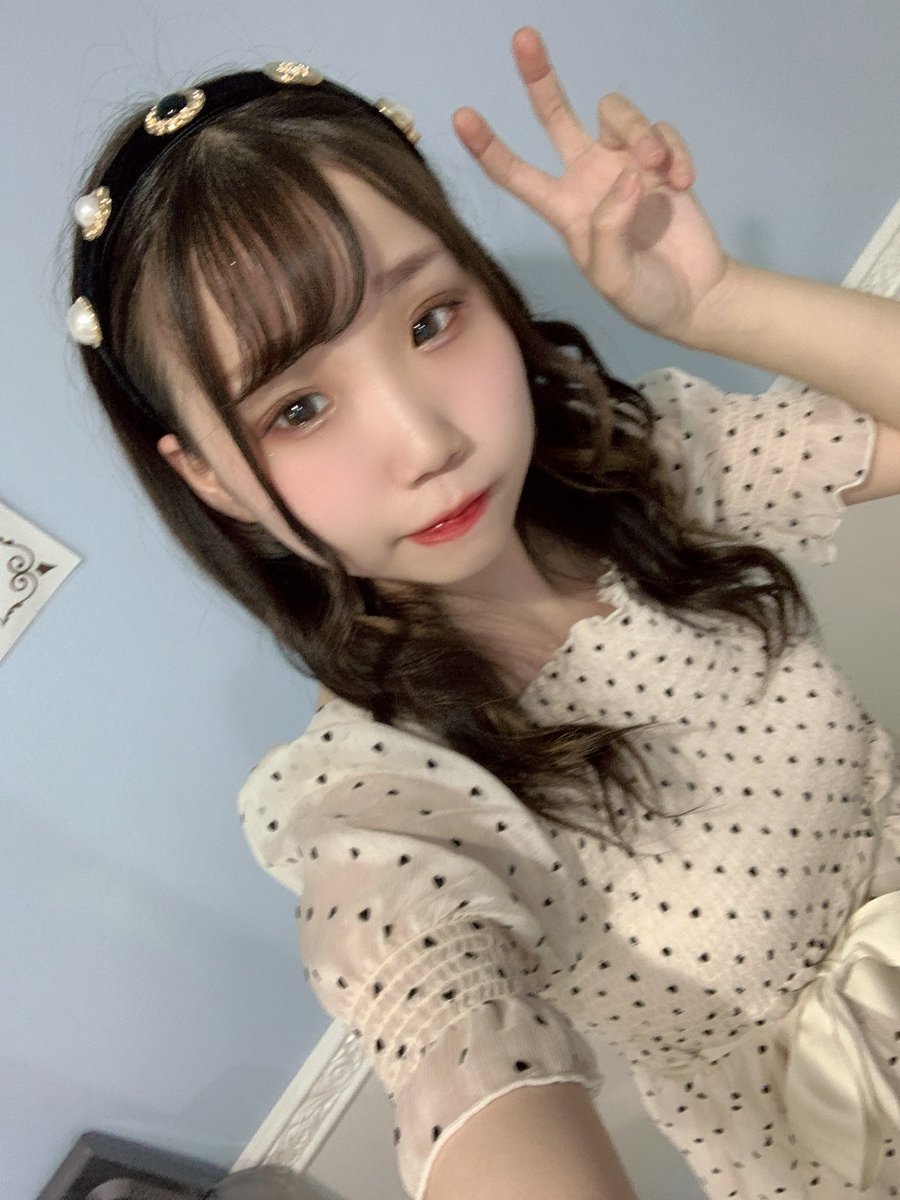 YAMJGRFAR8ZOicJ's tweet photo. 💜🐻さりくま休憩所🐻💜
‼️21日のタイムテーブル‼️
大阪拠点の #アイドルグループ
#SweetsSweets のメンバーの #さりちゃん こと
#華乃木紗李 さんがただいま #原宿 にお店がある
#Shonpy #看板娘決定戦
の #SHOWROOM #イベント に参加しています!
お星様、カウントの応援宜しくお願いします https://t.co/4PqjcrZUwu