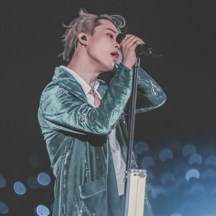 tiryarmy's tweet photo. Dime alguien mas hermoso que este bombón?
Osea es perfecto hasta cuando era bb 💕🥺
#jiminprince #jiminperfect #Jiminprecious #jiminpretty
#btsrespect @BigHitEnt @bts_bighit https://t.co/85LFDFP6DO