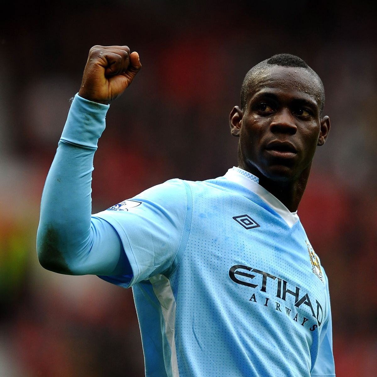 thehswest's tweet photo. Did headie one say put the dark in the blue then we put it in the red, balotelli😳 https://t.co/csOxHK1ZLt