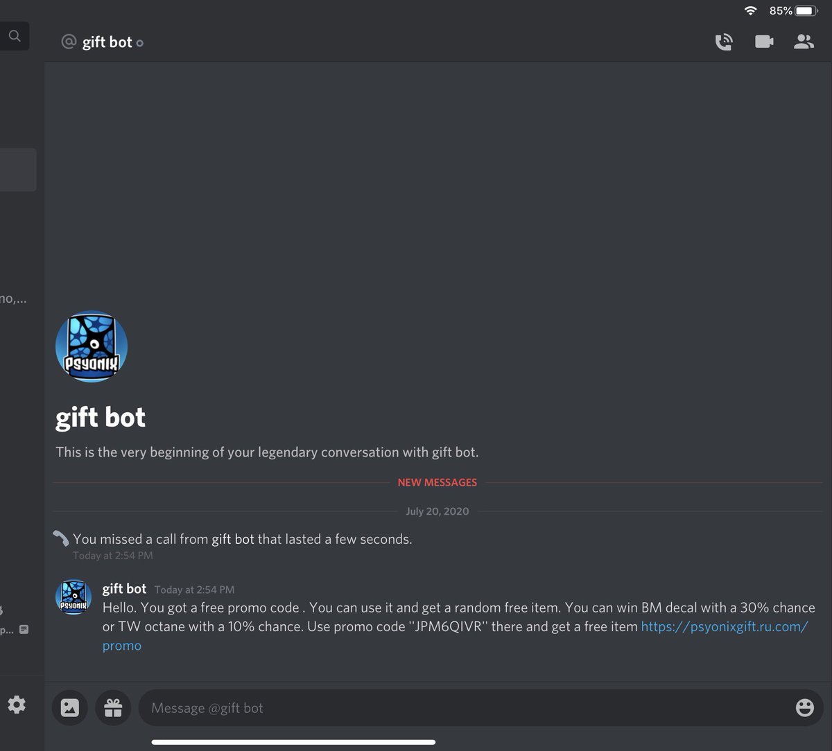 JackAlitesh's tweet photo. Yo @PsyonixStudios this isn’t from you on @discord unless you have a sweet new .ru domain, which I’m around 107% confident you don’t.

Rest of ya’ll: Don’t go here and log in, no good will come of it. https://t.co/ibslLcpOSx