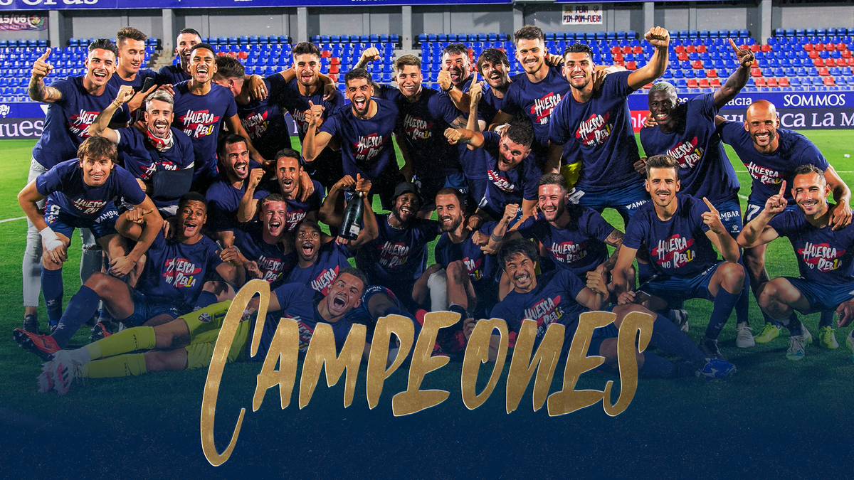 SDHuesca's tweet photo. La temporada más extraña que podíamos imaginar nos trae el final más bonito posible.

Aunque no hayáis estado en esta recta final.
Aunque hayáis sufrido desde casa.

TODO es por y para vosotros.
Vosotros le dais sentido.

HOY TODOS SOMOS CAMPEONES.

#VamosHuesca🔵🔴 https://t.co/MVAad7jyK3