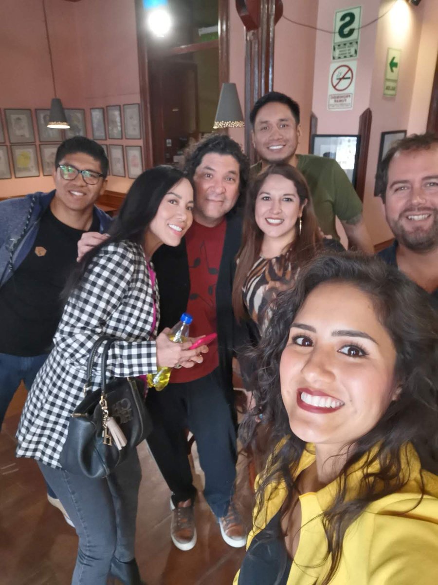 MayellaLloclla's tweet photo. Yo también fuí una trabajadora del Chifa de #PattyWong
A fines del 2003, tuve mi 1er trabajo en la vida, hace unos meses que ya había terminado el colegio, estaba recontra nerviosa, porque la única "experiencia laboral" que había tenido y que lo usaba como curriculum... Hilo https://t.co/wh4On52tY9