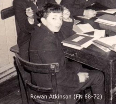 RSAFan91's tweet image. A young Rowan Atkinson with his class around 1970. I hope everyone enjoys these pictures of young Rowan ☺️🤗 Have a great a safe day 🌞 Much love &amp;amp; big hugs 😘💙💞
#RowanAtkinson #RarePhoto #classpicture #myidol #fanpage #fanaccount #blackandwhitephoto