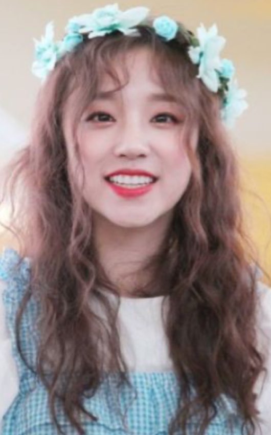 Yuqi as Wendy