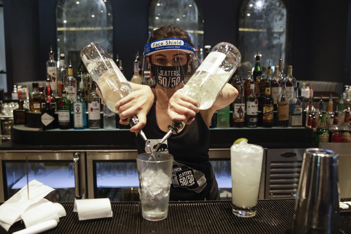 jadee2223's tweet photo. Um yeah, alcohol raises it's ugly head this time to destroy an entire Nation.๐ท
#AlcoholHasFallen
#closebars https://t.co/CcVl5LWyE7
