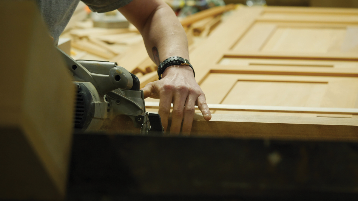 TimberlaneInc's tweet photo. Back to our mission of handcrafted details, premium quality materials, and jaw-dropping details that will last for years to come.
#timberlane #timberlaneshutters #backtowork #manufacturing #shutters #exteriorshutters #customshutters #woodworking #homeimprovement https://t.co/iQJs5TflZ6