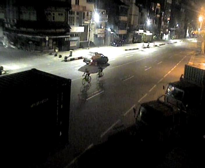05:10. Jl.Nusantara lancar jaya. Selamat menunaikan ibadah Shalat Subuh untuk wilayah kota Makassar dan sekitarnya #CCTVDiskominfoMKS *_*