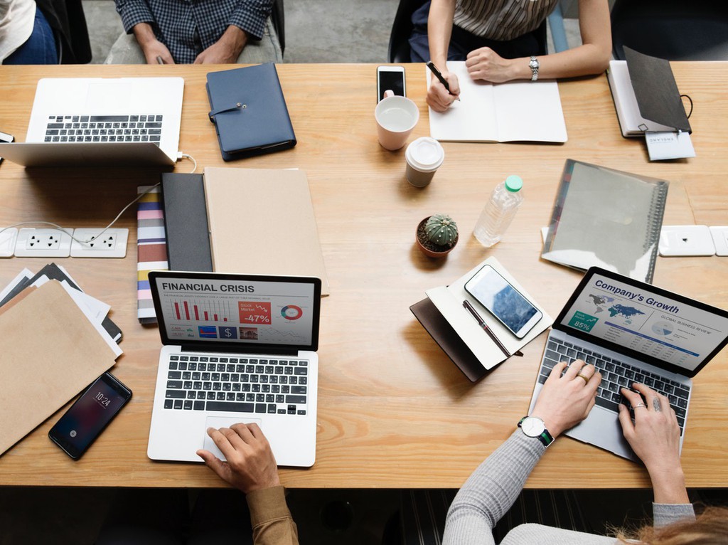 CouplesLab's tweet photo. 3 Ways to Support Your Remote Team Members to Overcome Isolation https://t.co/FKa1qvAKEH #Entrepreneurship #Remotework #Entrepreneur https://t.co/5AHaGfKo88