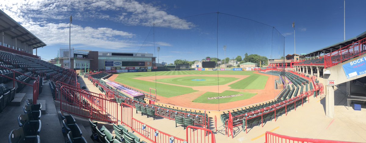 erie_seawolves's tweet photo. Tonight would have featured perfect #BuckNight weather 😔 https://t.co/lAbO4W2pLr