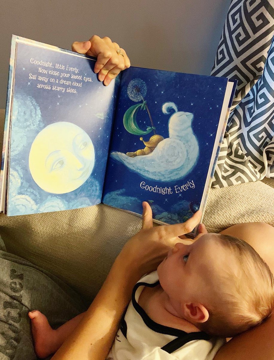 mrs_armagno's tweet photo. Something tells me little miss Everly is going to share mama’s love of books🥰📖 #7weeks #everlyolivia #bookwormbaby https://t.co/E4E3LWuAUo