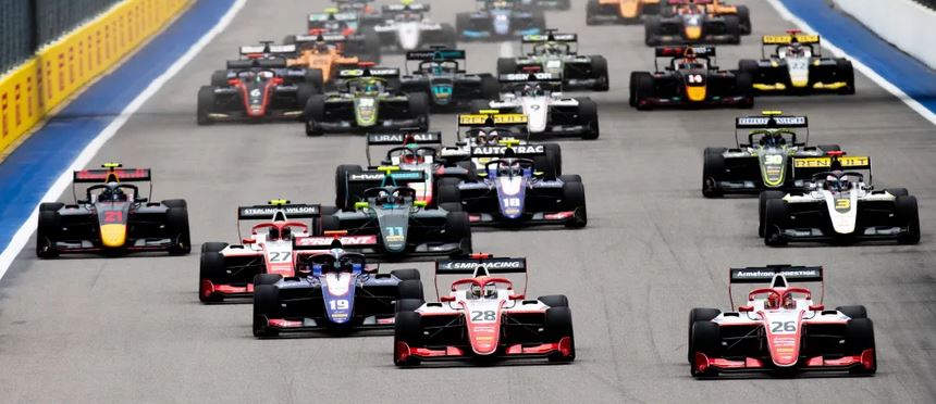 ScuderiaMilani's tweet photo. @FIAFormula3 - O FIO
Depois do fio sobre a @FIA_F2 , chegou a hora da outra categoria de base, que faz parte da “escada” criada pela @fia para a formação de pilotos e, quem sabe, chegar até a @F1 . Amigas e amigos, com vocês: o fio sobre a FIA F3! https://t.co/ofp6p50TWb