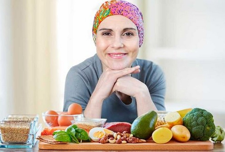 SALUD_SB's tweet photo. ¿Qué alimentos debo consumir durante mi tratamiento de cáncer? Una buena alimentación es fundamental para este proceso. Te invitamos a que leas esta información
https://t.co/klLZWLkFOZ https://t.co/NysWtxRRLH