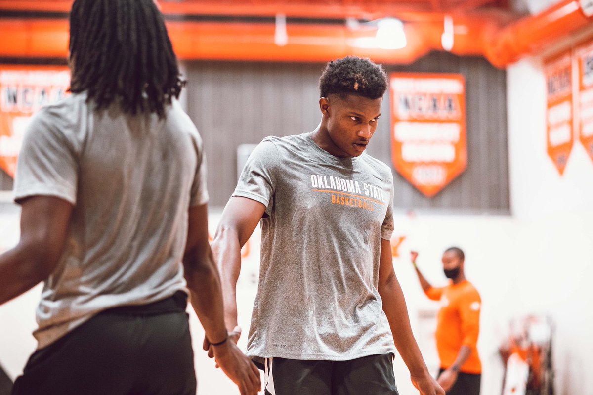 thacoachmike's tweet photo. Was great to be back in the gym. Been a long 4+ months. Great energy from a fun, competitive group. #NewEra #GoPokes @OSUMBB https://t.co/7QAHcF8xoU