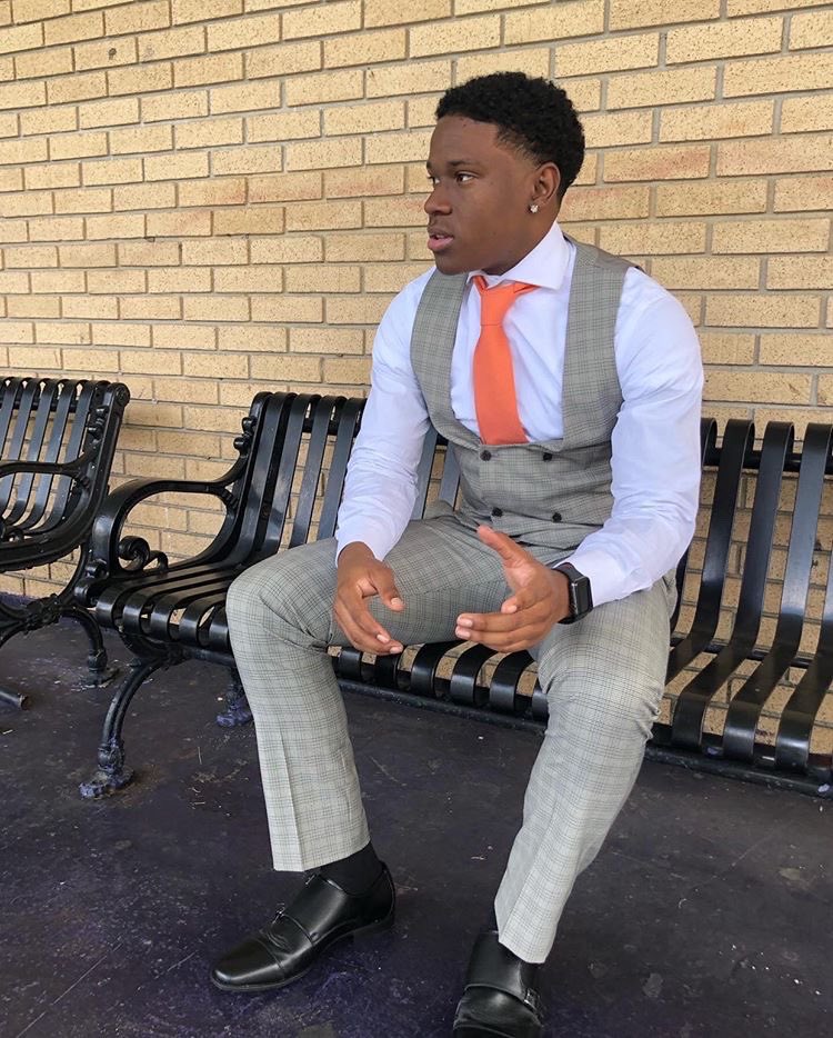 hbcugents's tweet photo. Robert Thomas III @RooseveltThe3 is a Senior at Edward Waters College majoring in Business Management with a minor in Information System
He is the 2020-2020 Mister Edward Waters College and also plays basketball for the school. #EWC21 #hbcugent #royalcourt #mrewc https://t.co/nawvGr9ZwH