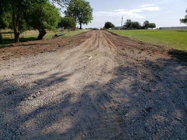 LOrganics's tweet photo. We broke ground a few weeks back on our new 30k+ sqft facility in Poetry, TX! It has over 20k sqft of warehouse space for prefabrication, assembly and training. Completion is scheduled for early 2021. #Longhornorganics #keepbuilding #aquaculture #aquariums https://t.co/Y98aFSsZVj