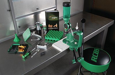 FirearmsGuide's tweet photo. RCBS Reloading Kits Now Shipping to Retail Partners #RCBSReloading @VistaOutdoorInc https://t.co/xauthvwXuq https://t.co/Rjgz0ht4Zy