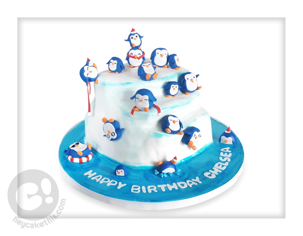 Heycakethis's tweet photo. PENGUINS!
or is it peng-wings.......
*shrugs
This was such a fun cake to make ^-^
I would totally want to be like them and take a nice cold dip right now~
#pengwings #penguins #coolcake #summer https://t.co/0uHSDYwrJb