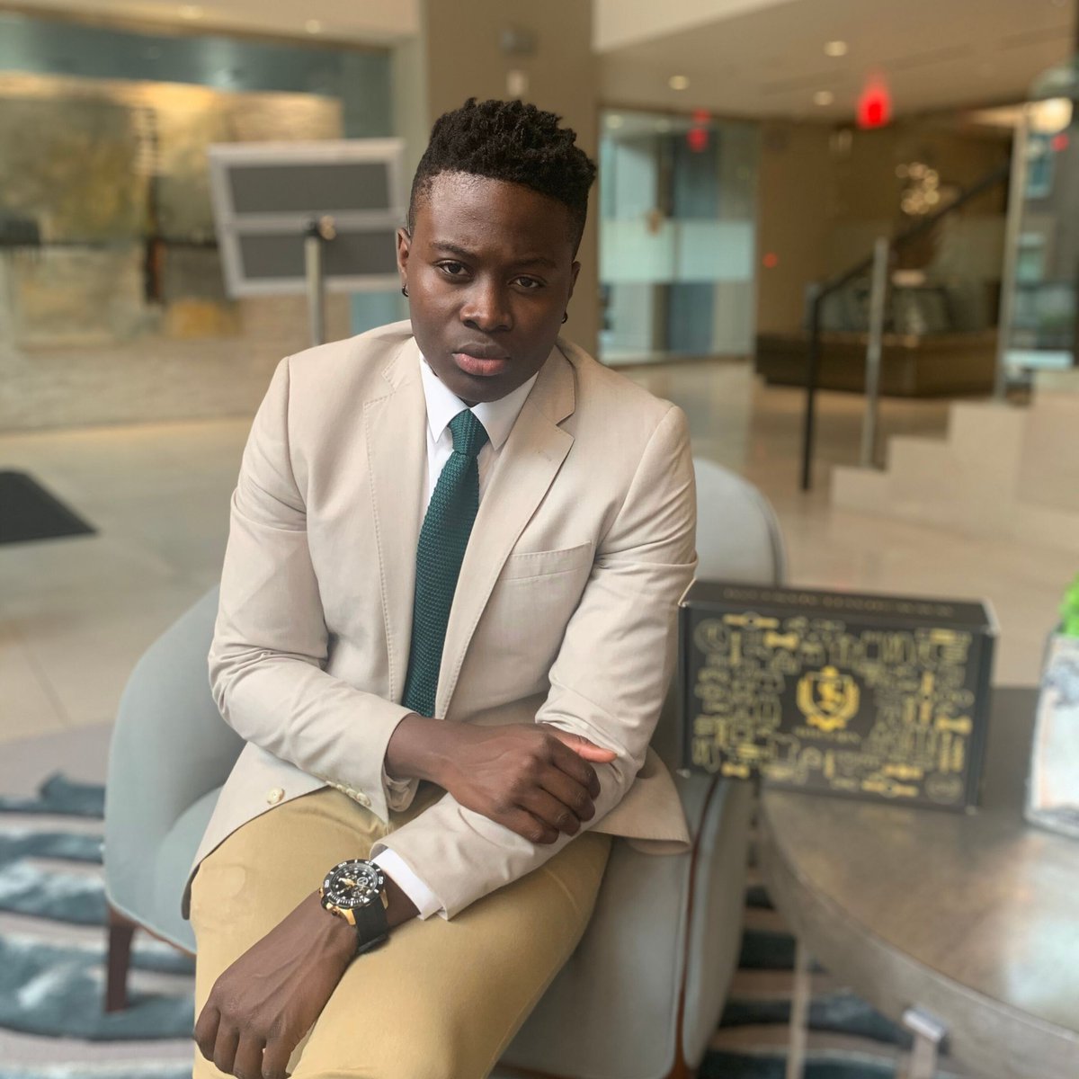 SuaveLajan tweet media