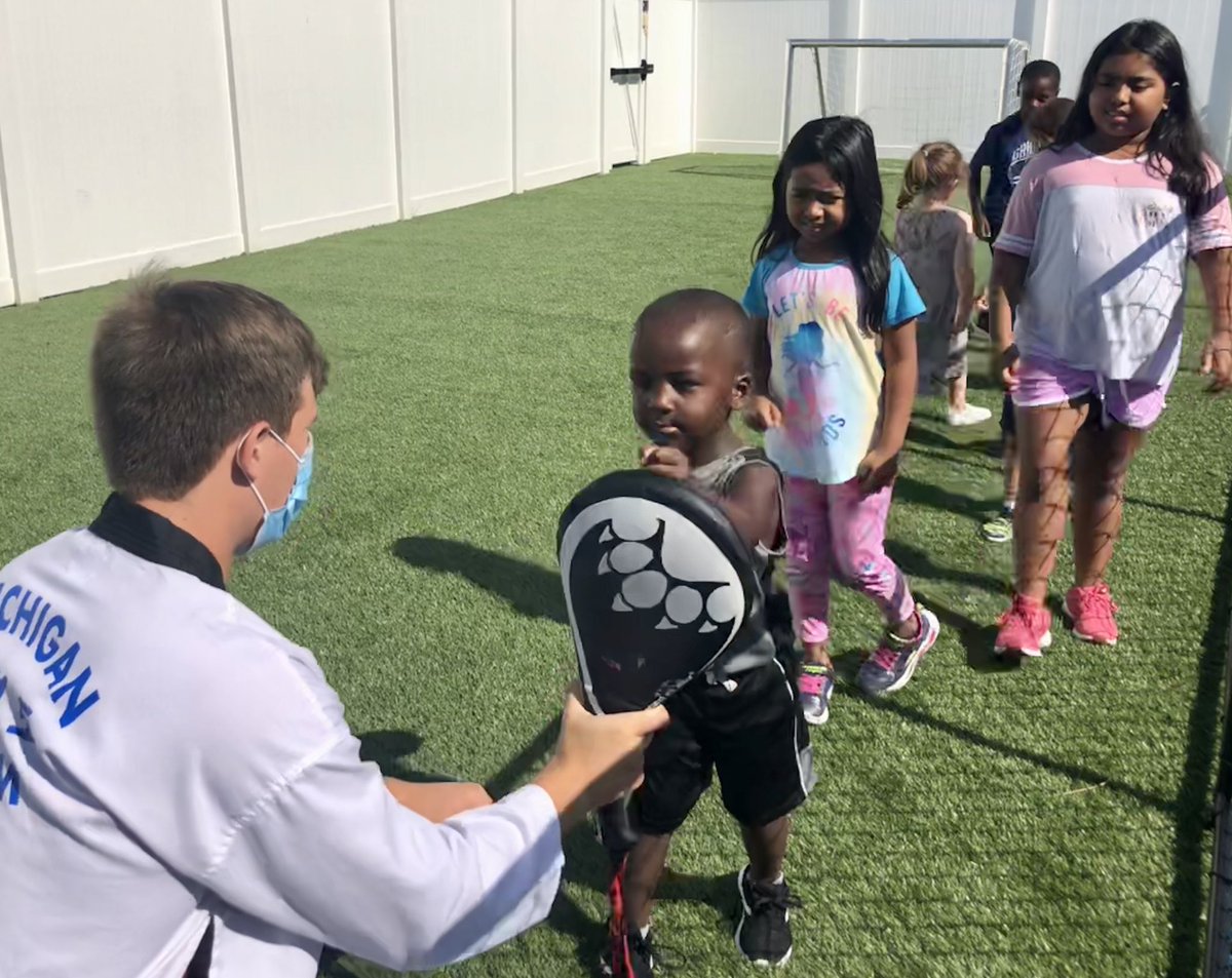 Akulataekwondo's tweet photo. So much fun today introducing some Taekwondo moves to kids at @TheLearningExp in Novi. #novitogether https://t.co/BC8fbYAa78