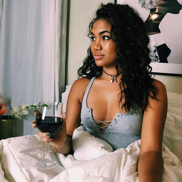 Happy 28th Birthday to Paige Hurd 