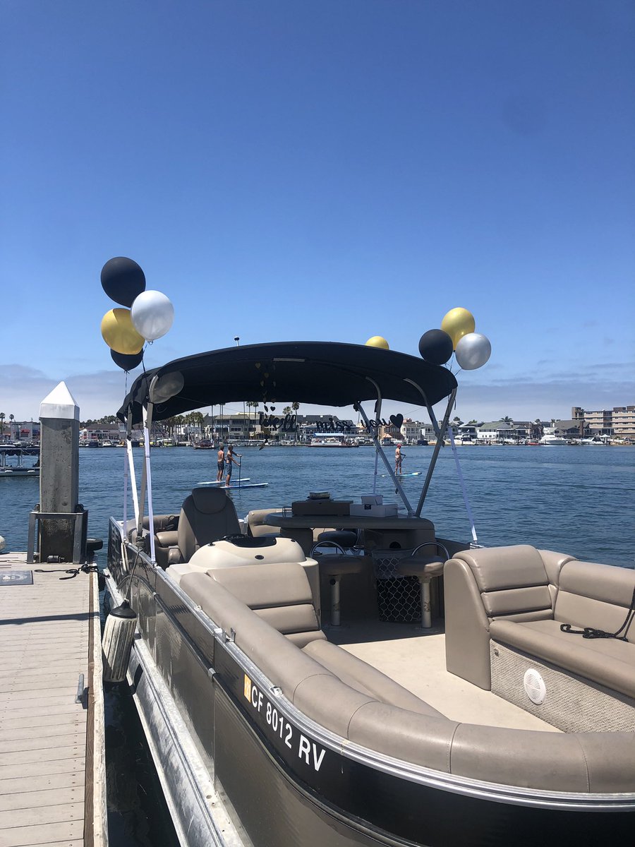 MhoangCVS's tweet photo. Thankful for the R64 team who showered me with Love and Positivity as I finish my last week in R64...and then head to the bay! #R64 #R68Only5MoreDays #Thankful #FunNoMatterWhat #PeopleMatter https://t.co/kN3sKVMGEL