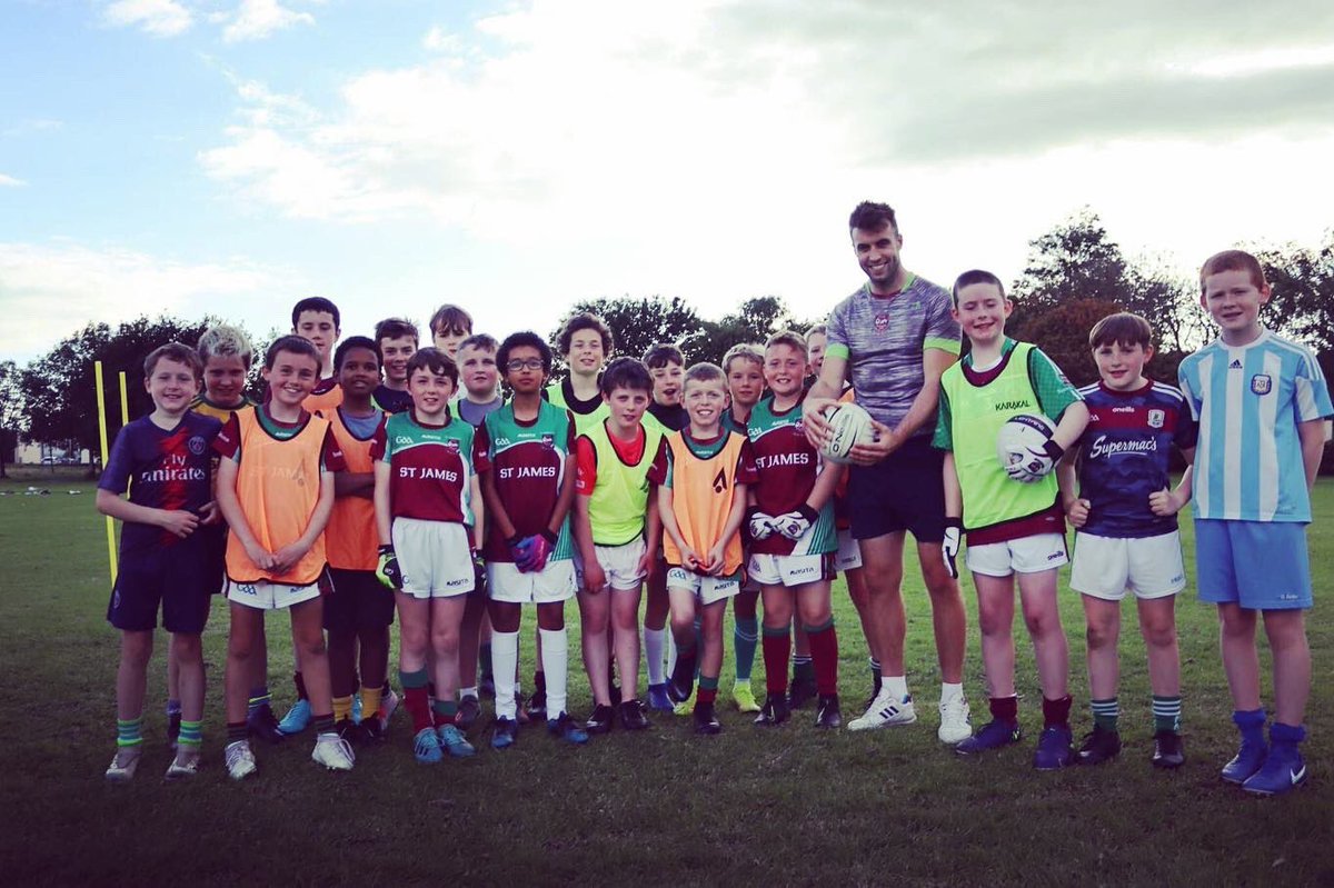 St. James' GAA Galway tweet media