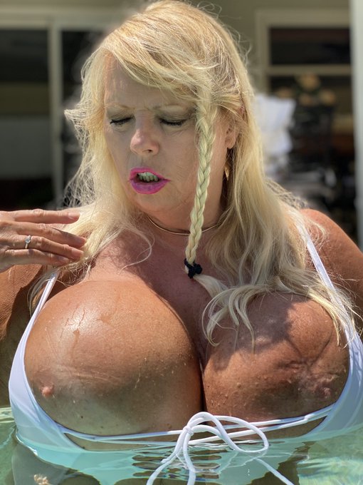 7-20-2020 home pool time https://t.co/T3gUwHmq1v