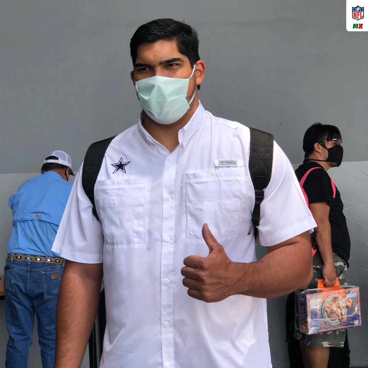 CONADEIPmx's tweet photo. 🇲🇽🏈🤠 | ¡Isaac Alarcón ya viaja a Dallas para incorporarse con los Cowboys!
✭ ¡Mucho éxito @IsaacAlarcon! ✭
📸 NFLmx #CONADEIPfba https://t.co/r2jkYoK7wT