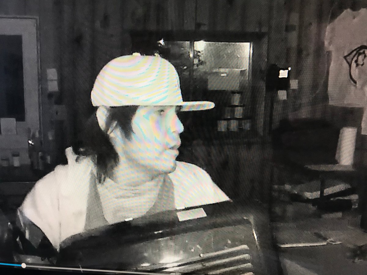YakimaSheriff's tweet photo. We need the public’s help identifying two burglars. They decided they wanted someone else’s refrigerator and air conditioner on W. Wapato Rd. We would like to introduce them to the county jail. Contact Deputy Ward at 728-0797 or use @CrimestoppersYC #stopstealing #noswiping https://t.co/Z0Cl89jchM