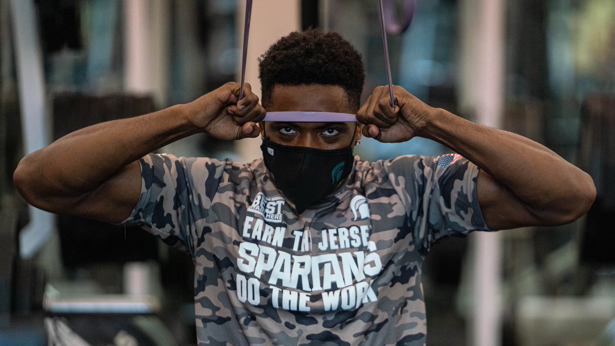 MSU_Football's tweet photo. One day at a time. 💪 #GoGreen https://t.co/z5KS6M1x9L