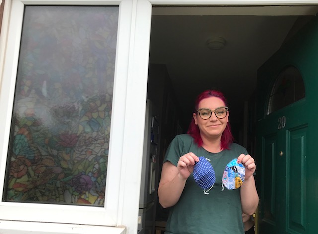 BfdNEfoodbank's tweet image. We would like to say Thank You to the amazing Angela Martin who spent many hours making 100 cloth face masks and donating them to our wonderful team of volunteers and people accessing our food-bank centres.  Really helping us all feel much safer.😀👃💖