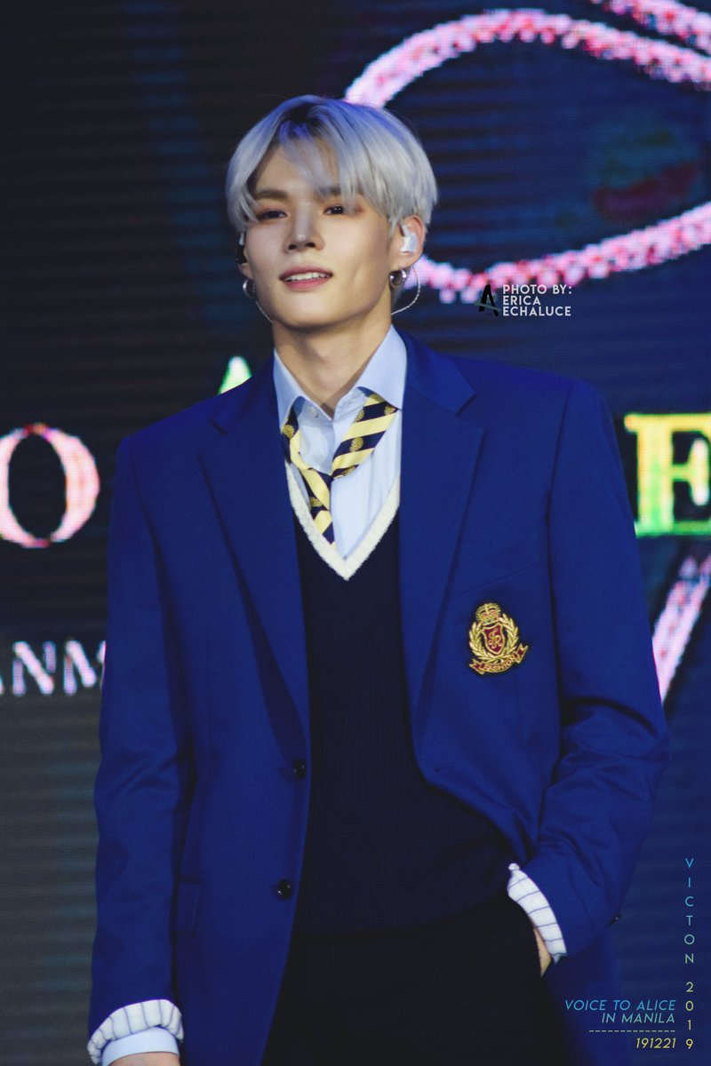 AKALabel_'s tweet photo. 191221 VICTON 1st Asia Tour "VOICE TO ALICE" in Manila 2019
Mr. Lim Sejun will see you now 🙈🙈
#VICTON #빅톤 #SEJUN #세준 #임세준 #VOICE_TO_ALICE #VOICETOALICE #VoicetoAliceinMNL #VICTONinMNL https://t.co/LATo9mE1rD