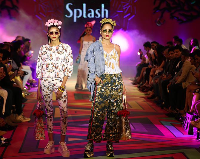 IM_Ent_events's tweet photo. #walkdownmemorylane • India Fashion Forum 2018 - Splash Showcase •

Splash showcased their “Free and Brave” collection at the India Fashion Forum while celebrating 25 years of being in love with fashion. The event was managed and produced by IM Entertainment • https://t.co/RNTpNdEOuN