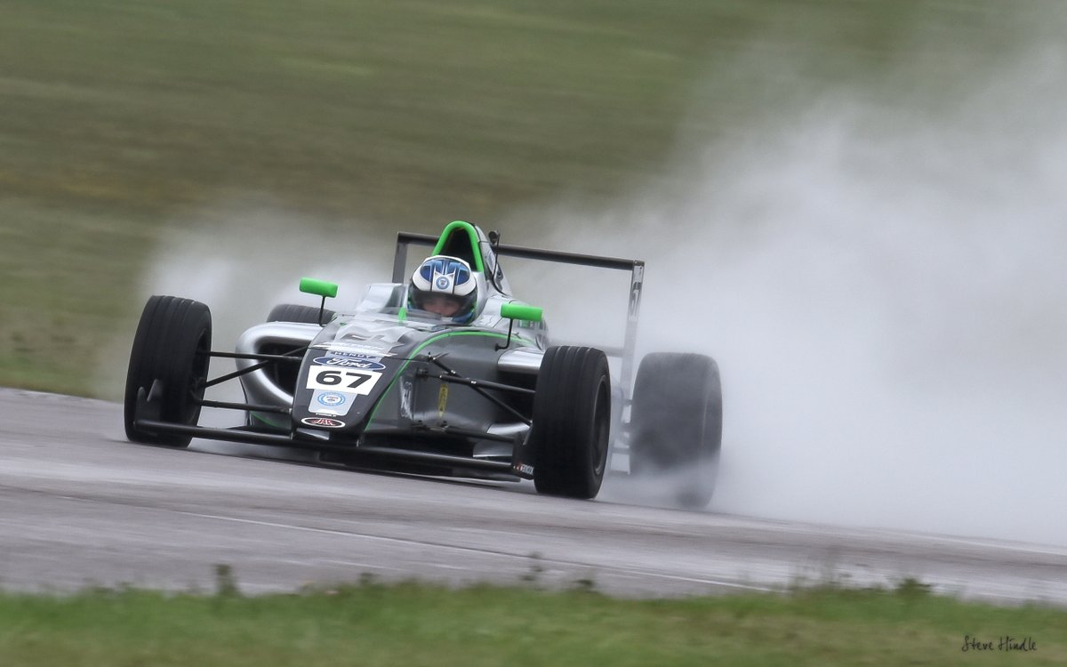 SteveHindle's tweet photo. #BritishF4 : Hedley on top at #wetwetwet #Thruxton test.
#F4 #Formula4 #FIAF4 #Ecoboost #JamesHedley #AlexConnor #RobertoFaria #ZakOSullivan https://t.co/PYd3BsPeKo
