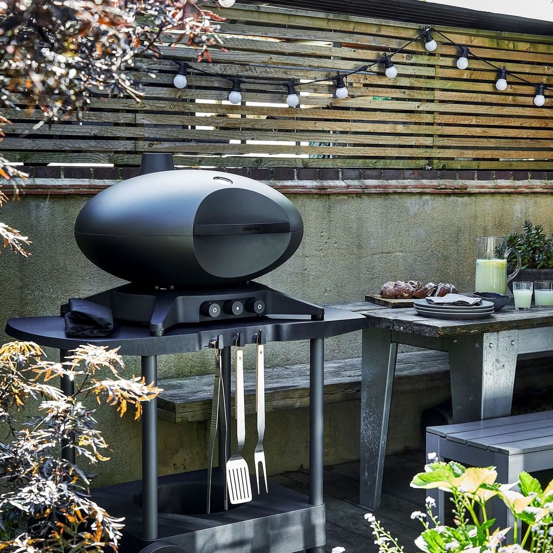 Fireboxstoves's tweet photo. Finally, The weather is picking up and we still have a few #morsoforno Medio &amp; Grande Packages in stock, &amp; ready for next day delivery and importantly ready for #InternationalChickenWingDay. Use code #CHICKENWINGDAY2020 for a delicious treat on us. https://t.co/m7G3vupbYY