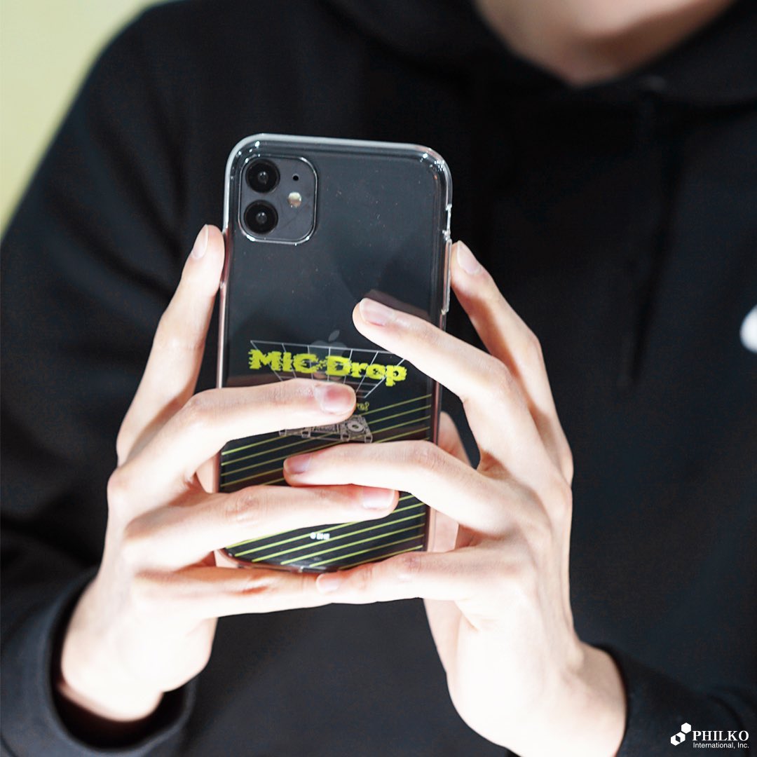 BTSMerchRU's tweet photo. @Philko_official Наши кейсы вдохновлены музыкой BTS MIC Drop
Выберите, какой ваш любимый
#BTS #PHILKO #BTSMICDropPhoneCase #MICDropPhoneCase
#BTSMICDropLicensedProducts
#ProtectivePhoneCase #BTSMICDropProducts #BTSMICDropAirPodsCase https://t.co/QWXMTBQvKs